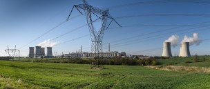 Čtvrtý blok Dukovan opět dodává elektřinu, na třetím se naplno rozjíždí údržba